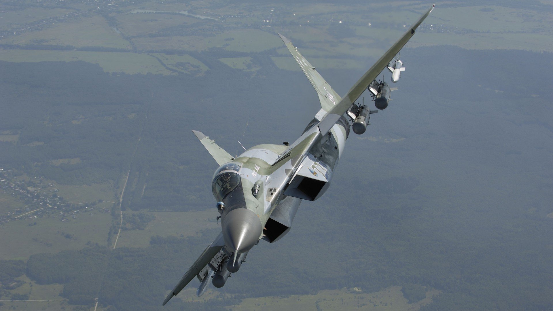 爱游戏体育官方网站-尤文图斯回归三中卫阵型保持防守稳定，尤文图斯中卫组合