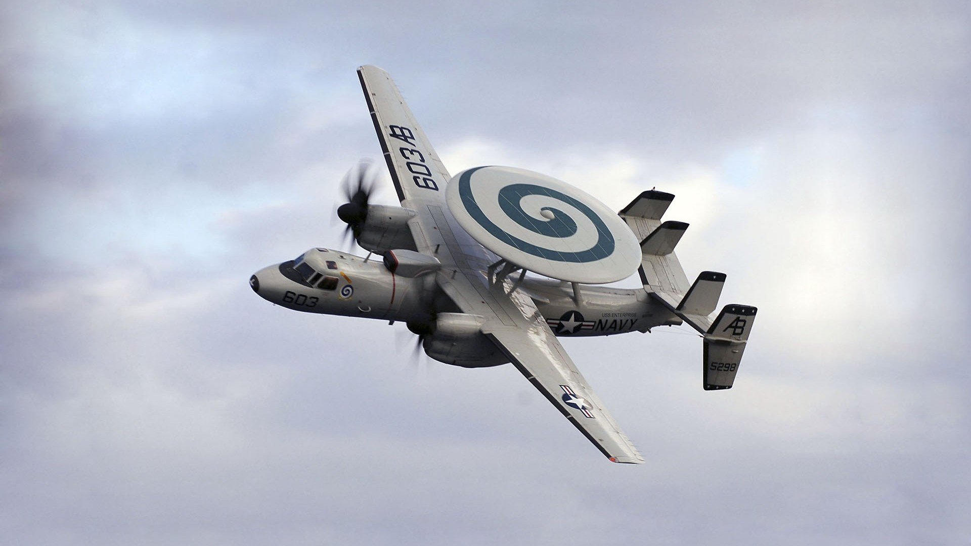 火箭加练后安排拉伸课程降低伤病风险，火箭拉是什么意思