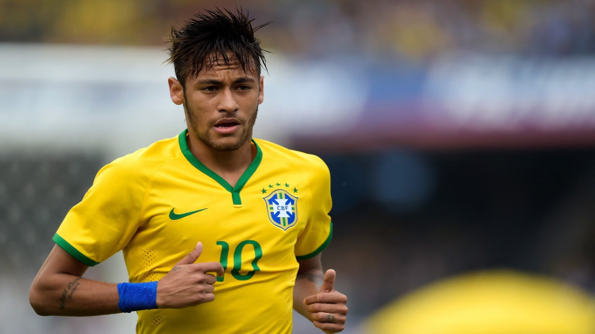 爱游戏 ayx 中国官方网站-电竞选手职业形象日益多元化，电竞选手的发展